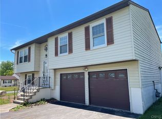 7724 Langen Ln, Cicero, NY 13039