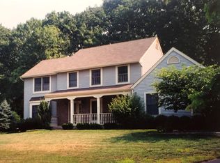 9 Independence Dr, Aberdeen, NJ 07747