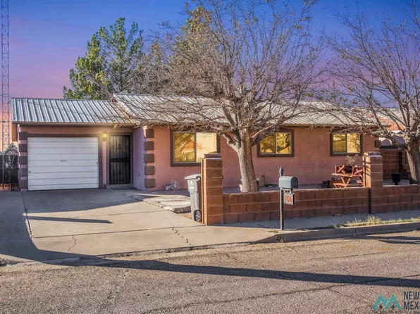 906 S Encanto Cir, Deming, NM 88030