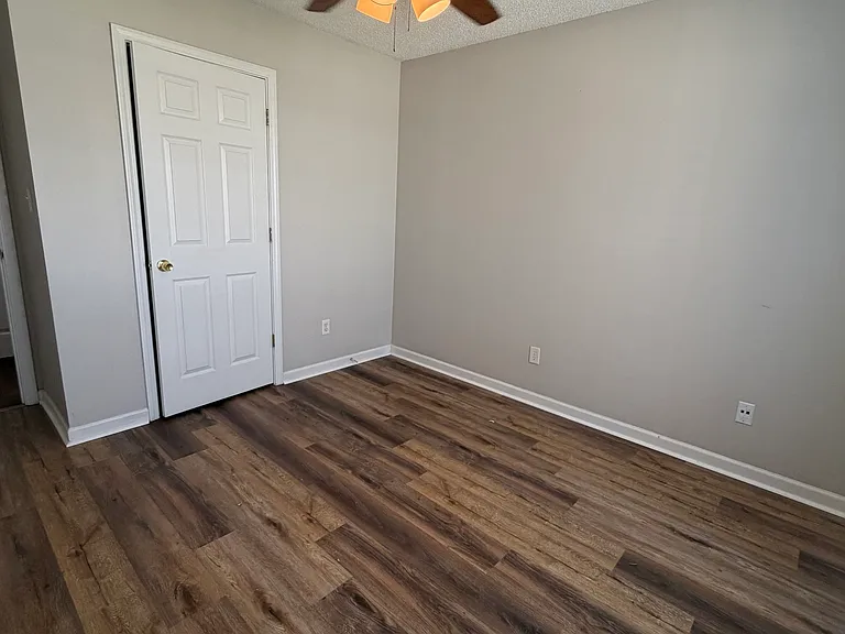3020 Meadow Glen Pass — Photo 11