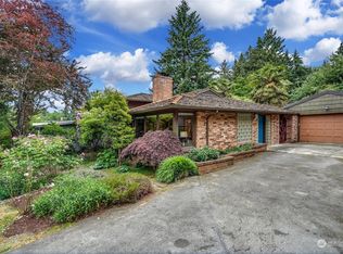 2015 NE 127th St, Seattle, WA 98125