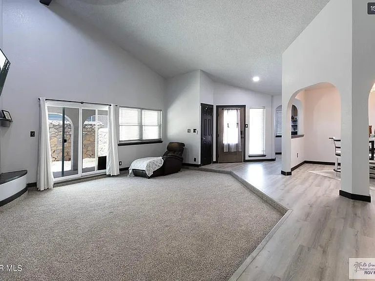 1684 Bing Crosby Dr — Photo 14
