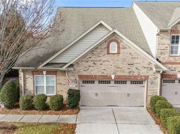 5277 Esher Dr, Walkertown, NC 27051