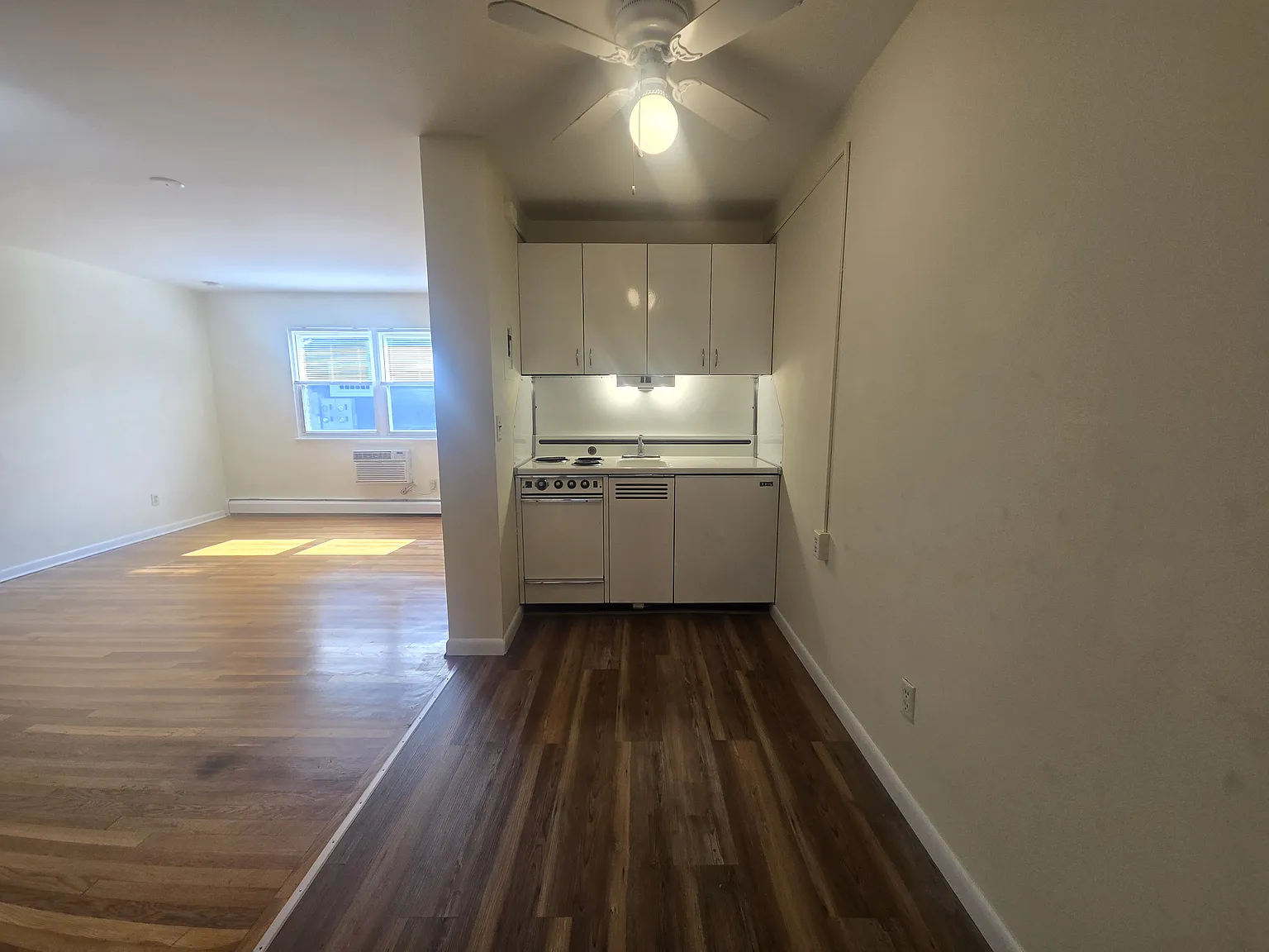 Studio, 387 sqft, $1,750 — Photo 2