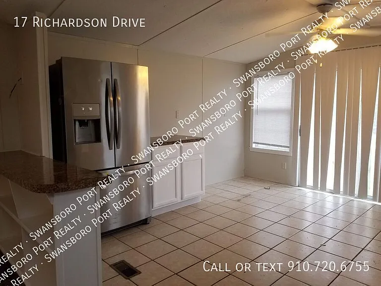 17 Richardson Dr — Photo 8
