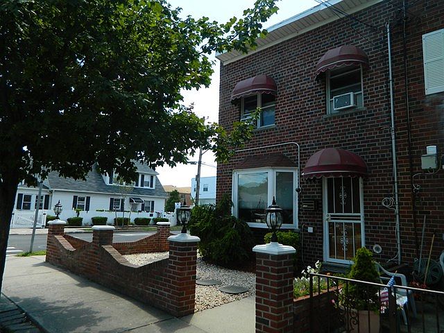 1st image of 3176 Ampere Ave
