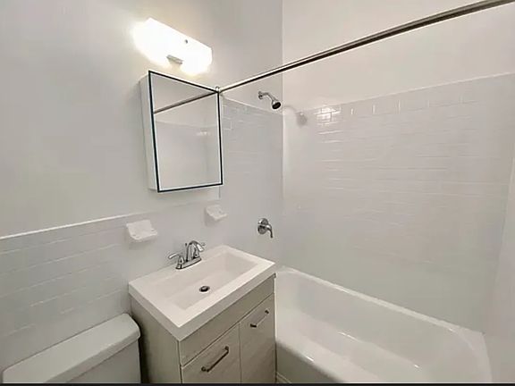 5th image of 4601 Henry Hudson Pkwy Unit C-4