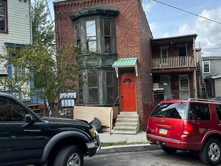 1133 Derry St #2 — Photo 1