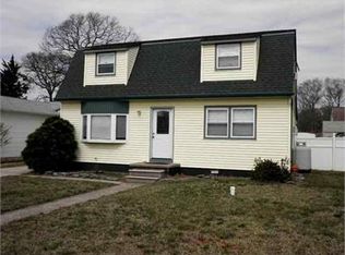 317 Oakdale Ave, Villas, NJ 08251