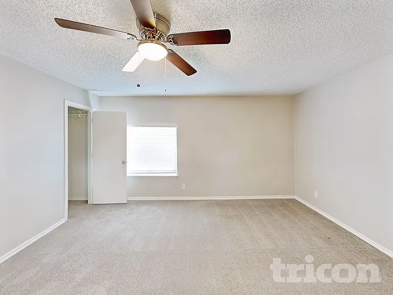 1130 Dandelion Dr — Photo 11