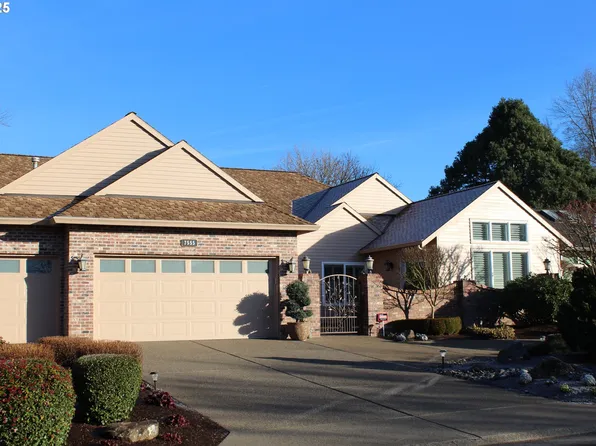 7555 SW Fairway Dr, Wilsonville, OR 97070
