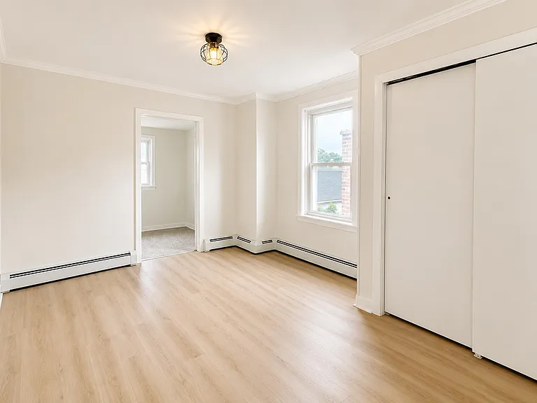 115 Columbus Pl #3 — Photo 15