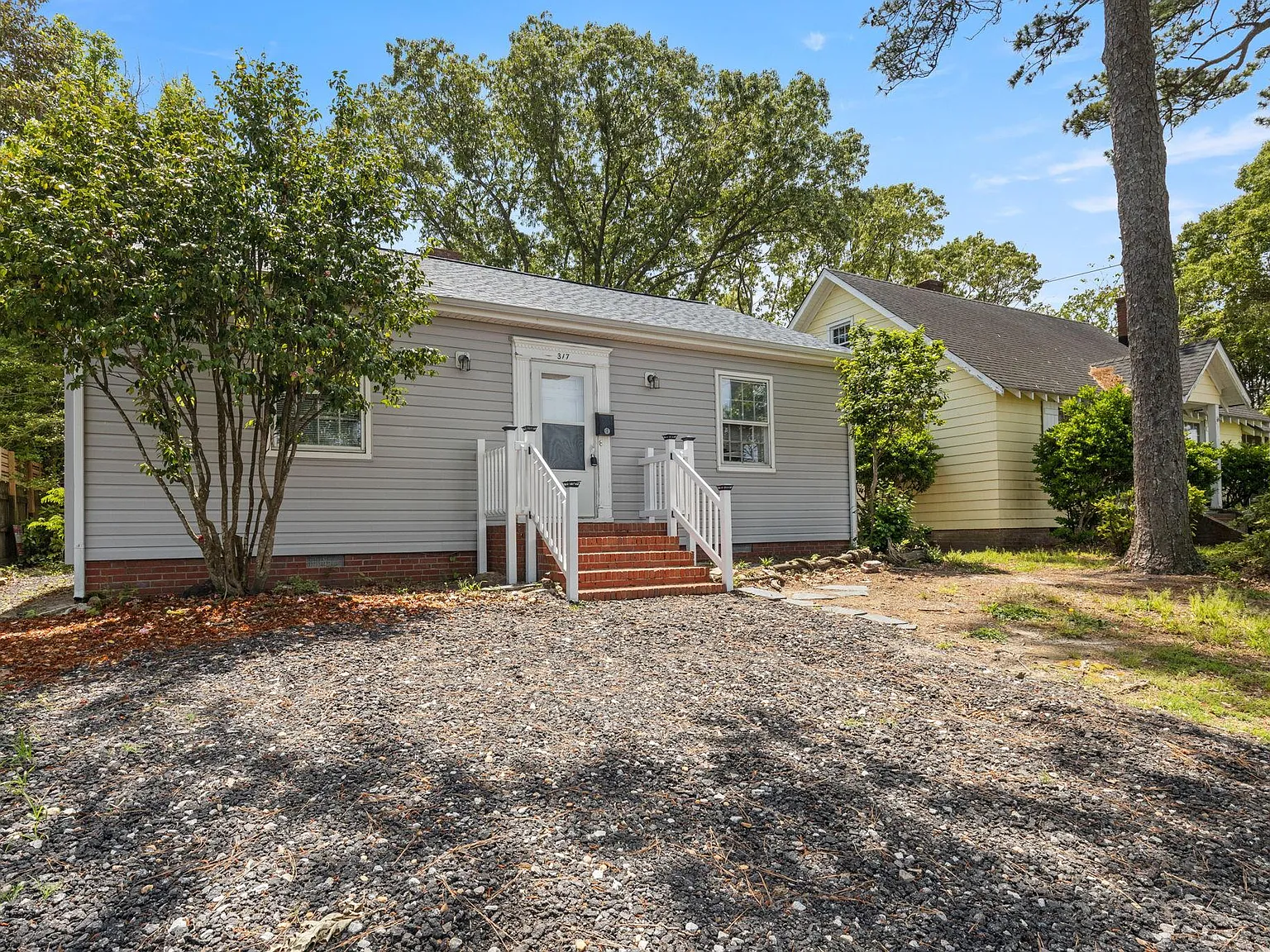 2 bed, 1036 sqft, $2,600 — Photo 3