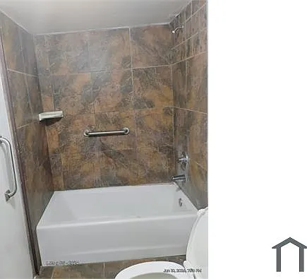 1 bed, 1100 sqft, $1,300 — Photo 4