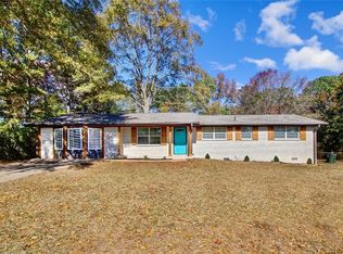 6056 N Bear Dr, Douglasville, GA 30135