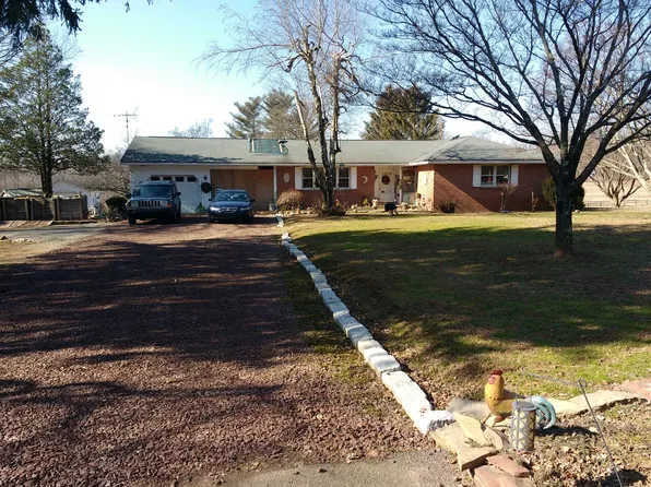 1577 Harb Rocktown Rd, Lambertville, NJ 08530