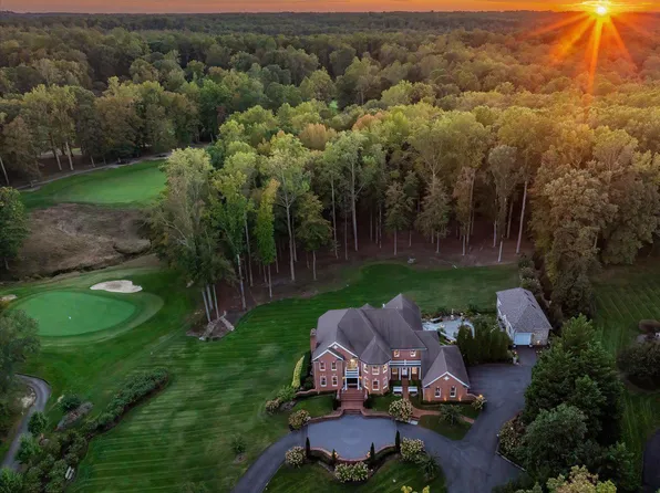 17 Perder Ln, Edgewater, MD 21037