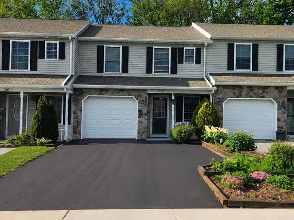 309 Pelham Ct, Carlisle, PA 17013
