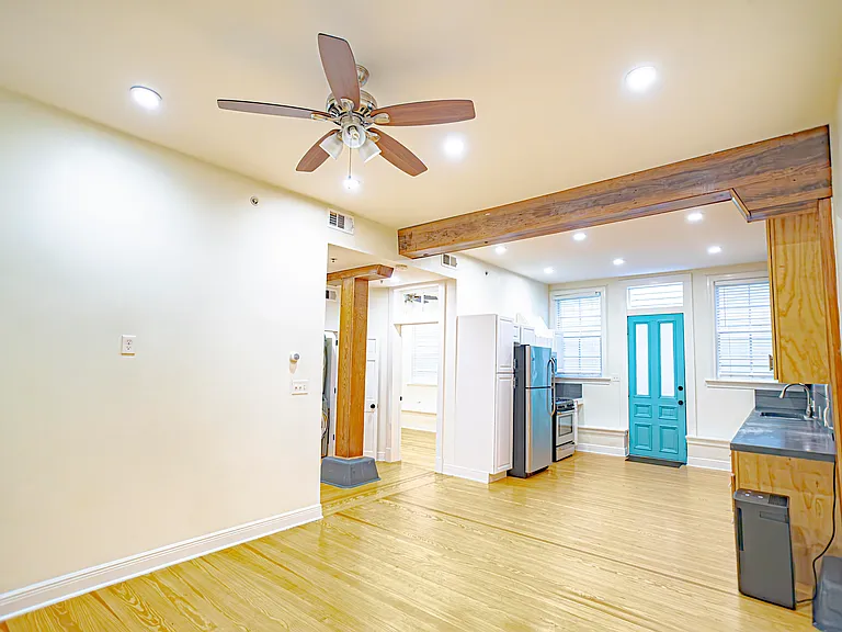 4121 Magazine St #1 — Photo 11