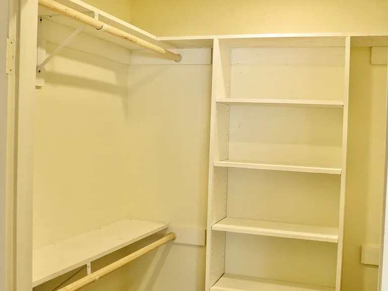 3935 Bluff Pl #2 — Photo 17