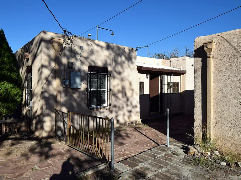 402 Girard Blvd SE — Photo 13
