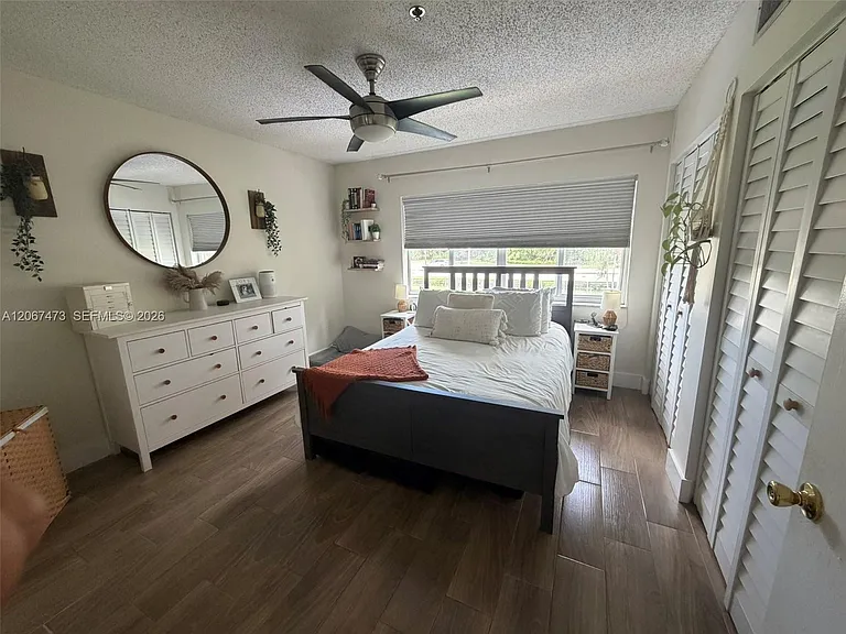 128 Riviera Cir #128 — Photo 13