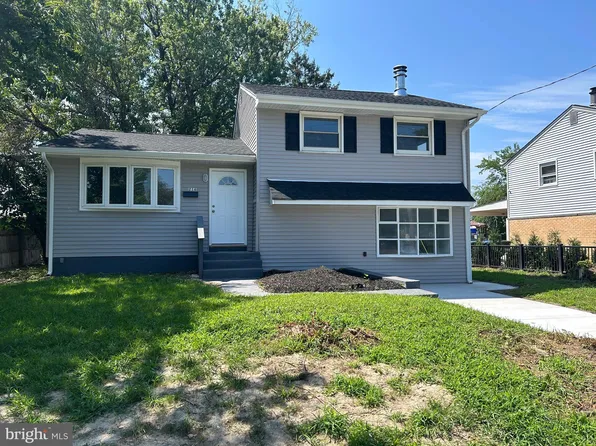 216 Aman Ave, Lindenwold, NJ 08021