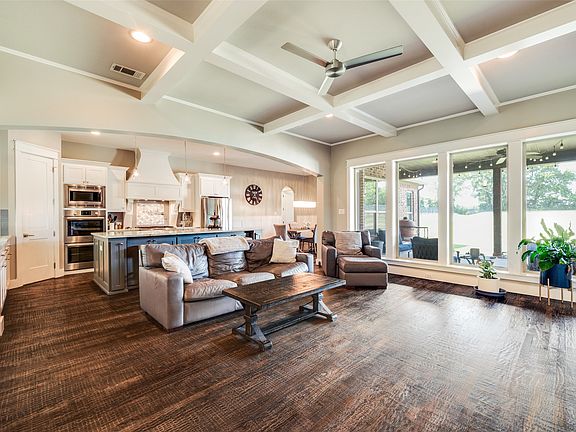 4th image of 650 Cypress Point Dr