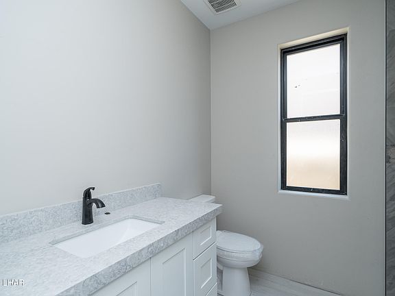 4th image of 110 Freer Ct