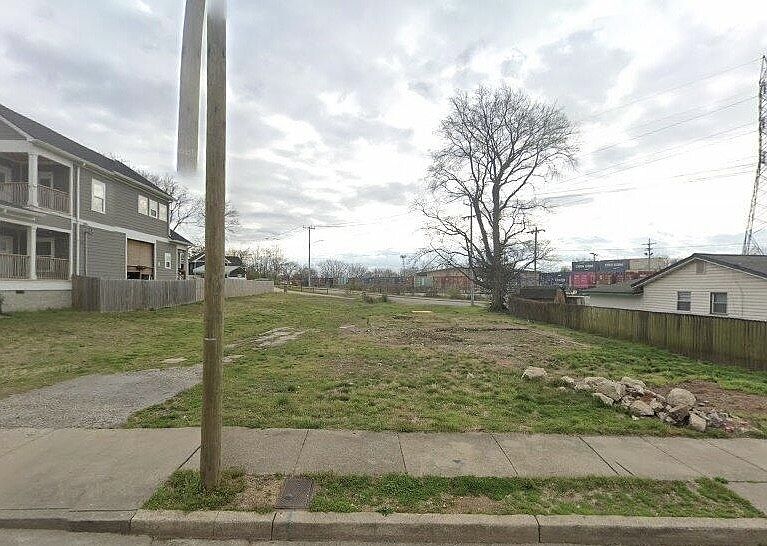 1st image of 5 Decatur St