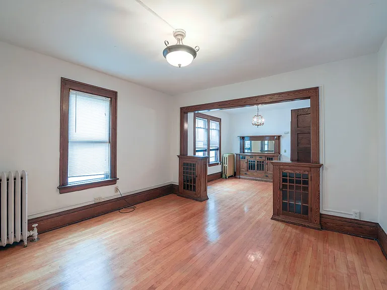 3837 Grand Ave South — Photo 3