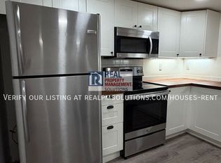 4830 NE 13th Ave UNIT B, Portland, OR 97211