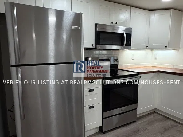4830 NE 13th Ave Unit B, Portland, OR 97211