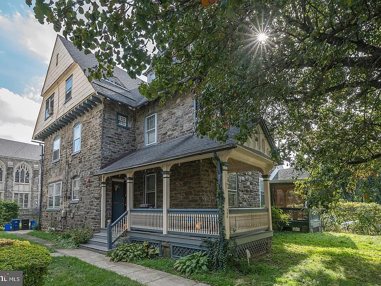 304 W School House Ln #1 — Photo 1