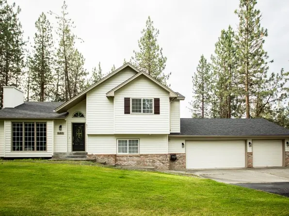 16810 N Wylie Dr, Nine Mile Falls, WA 99026