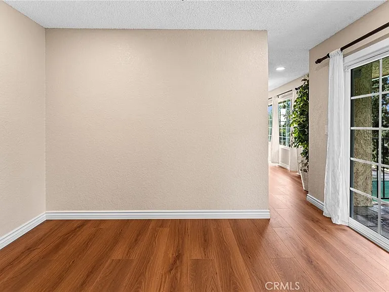 1236 E Sierra Madre Ave — Photo 25