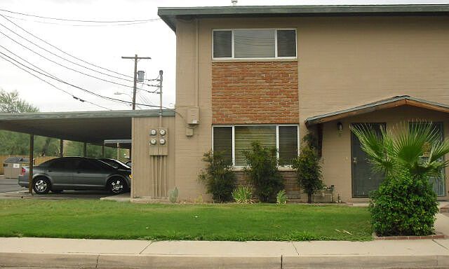 1st image of 903 N Desert Ave