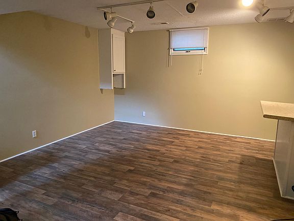 4th image of 804 S 35th Ave