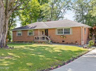 307 Brannon Dr, Maryville, TN 37803