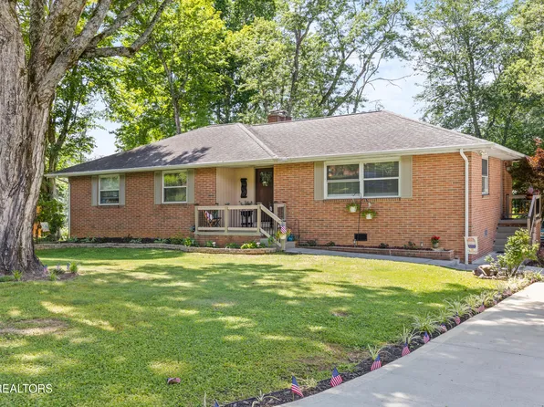 307 Brannon Dr, Maryville, TN 37803