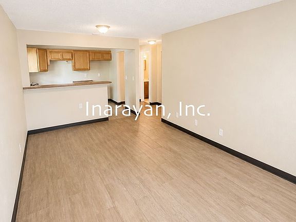 4th image of 133 Kingston Ave APT 12