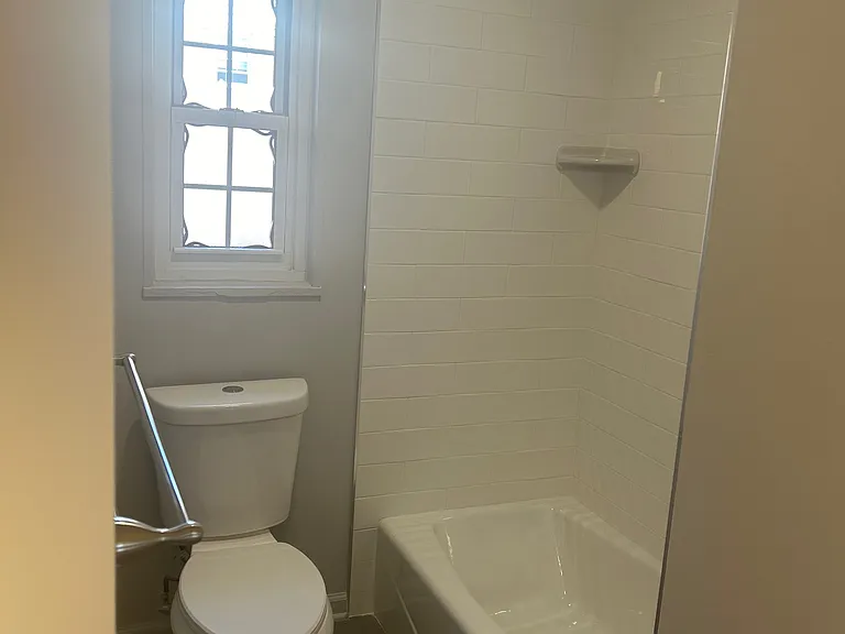 Wedgewood Manor — Photo 17
