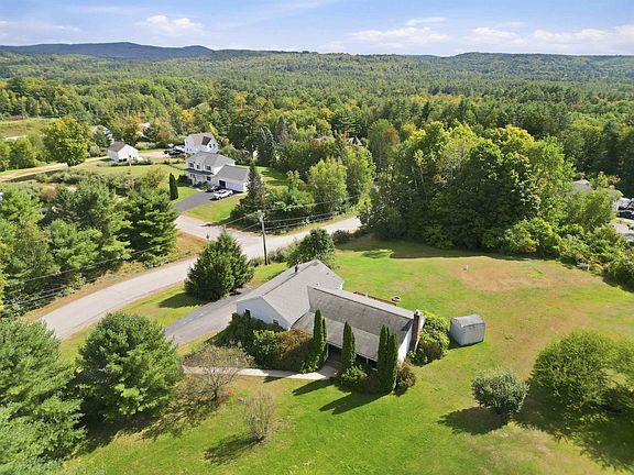 2nd image of 11 Highcrest Drive