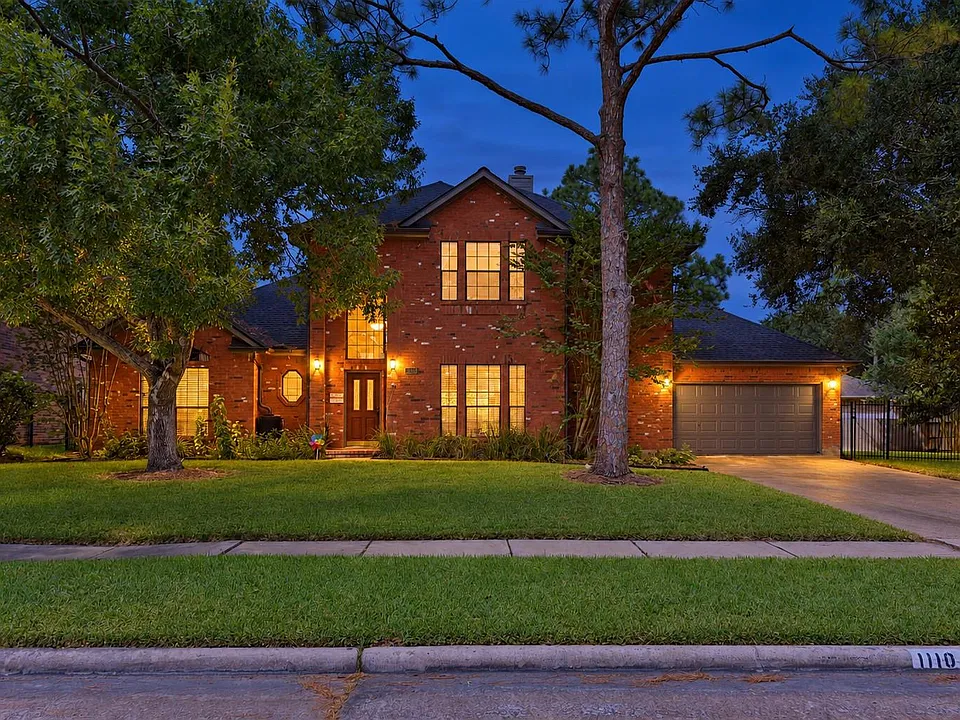 1110 Lake Estates Dr