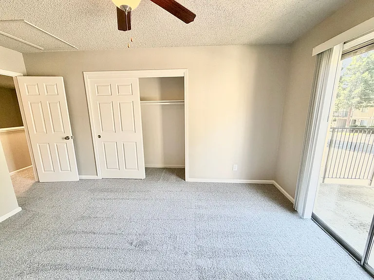 Cabernet Apartments & Duplexes — Photo 24