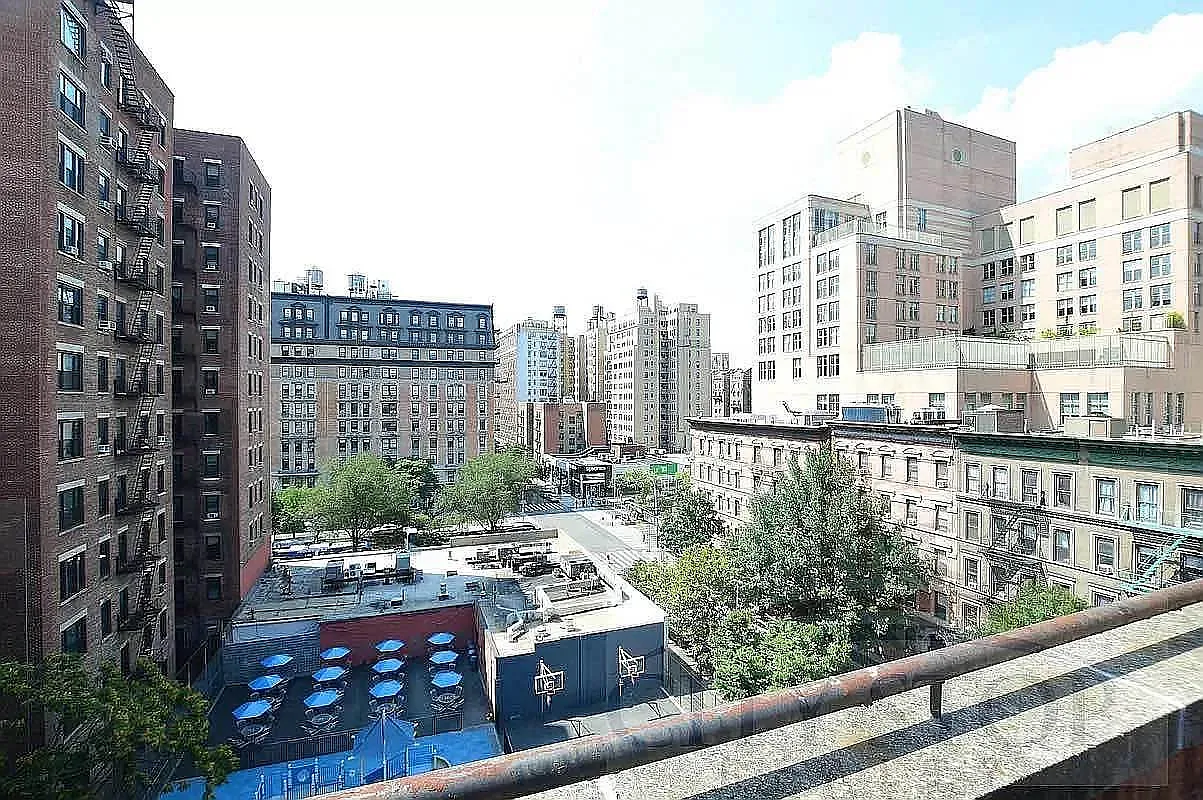244 West 109th Street — Photo 3