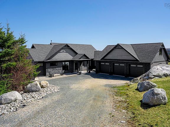 3rd image of 520 Ketch Harbour Rd