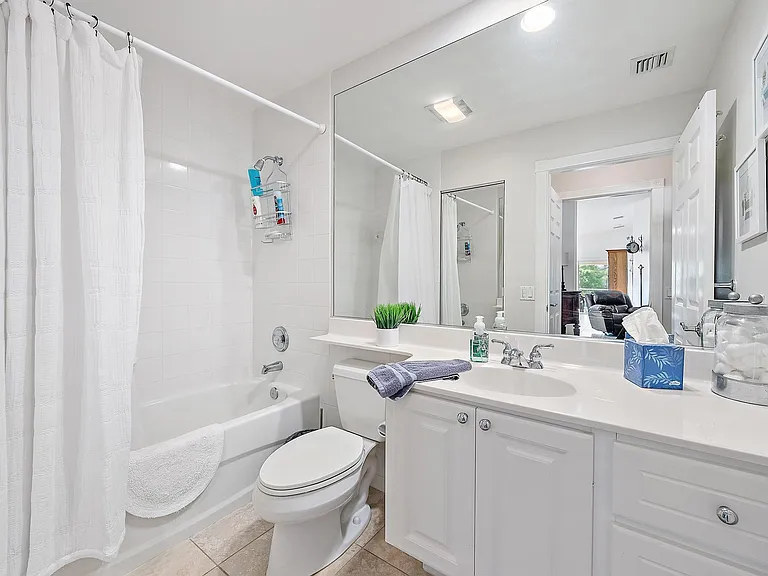 8229 Saint Johns Ct — Photo 17