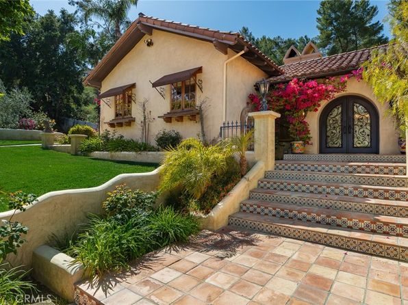 9 Maverick Ln, Bell Canyon, CA 91307