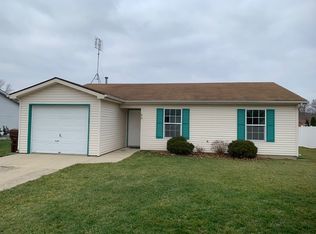 413 Manahan Dr, Angola, IN